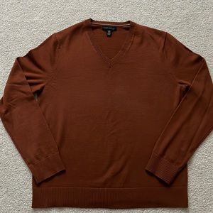 Banana Republic men’s large rust colored sweater